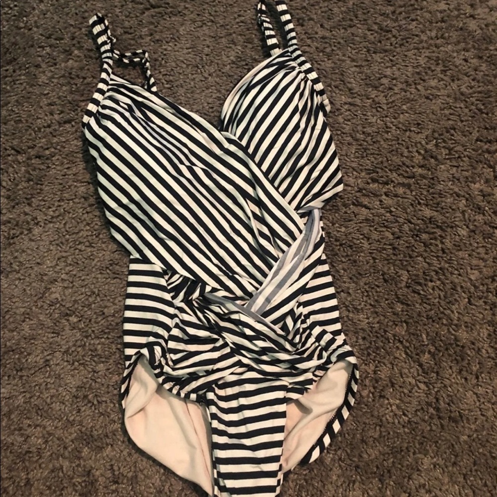 One piece swimsuit